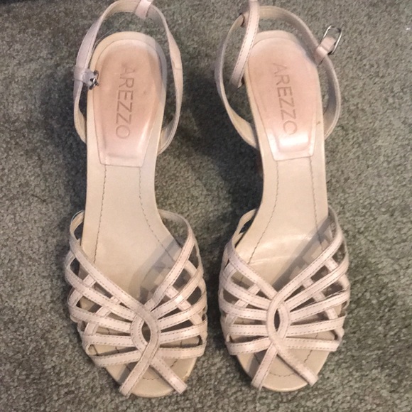 Strappy sandals - Picture 1 of 8